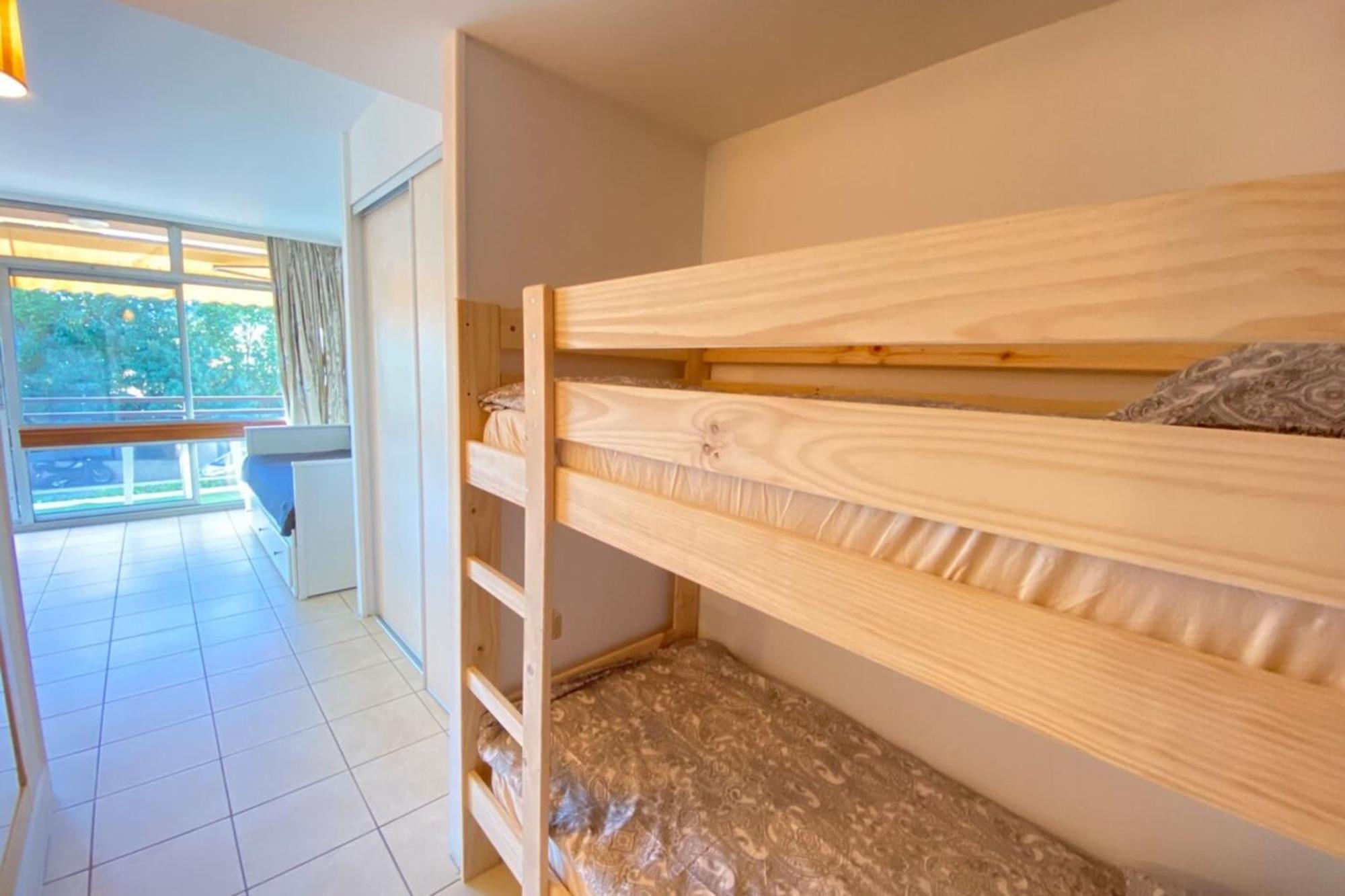 06U - Beautiful Studio In Residence - Swimming Pool And Tennis Court Saint-Laurent-du-Var Esterno foto